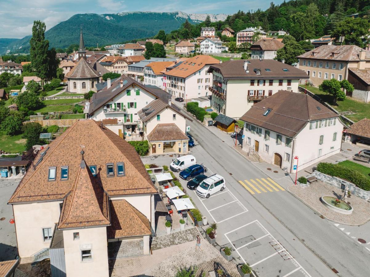Hotel-Restaurant La Croix D'Or Ballaigues Экстерьер фото